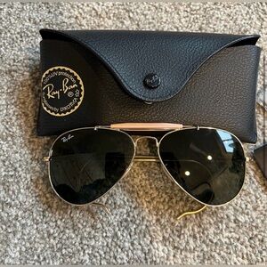 Ray-Ban Aviators. Like new!